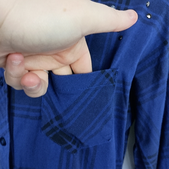 2/$30 AMERICAN RAG Studded Blue & Black Plaid Western Button Down Tunic (#1,287) - Picture 5 of 11